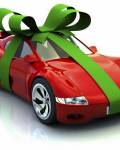 Красная машина с бантиком в подарок девушке